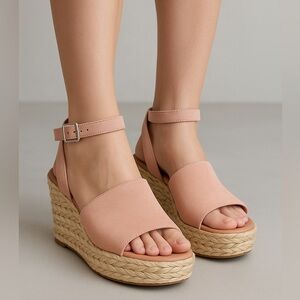 Marc Fisher Nelly Espadrille Platform Wedges Light Pink Suede Size 8.5M NWT